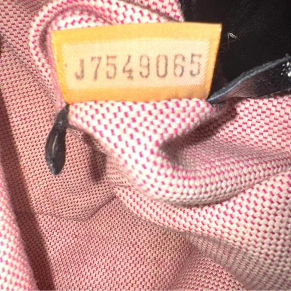 Dooney & Bourke Black Patent Leather Hobo Bag – Zip Pocket Slouch Style - Picture 11 of 16